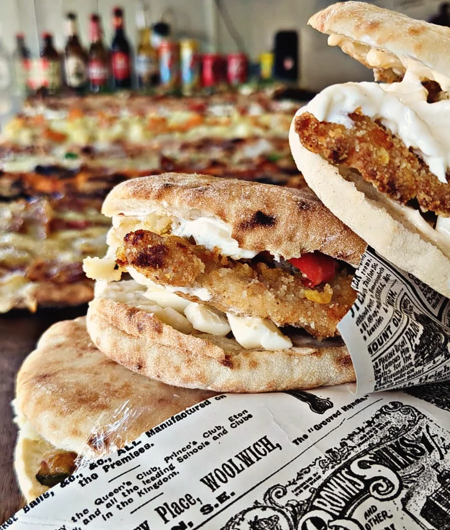 Mostrador con panini de La Casita Italiana