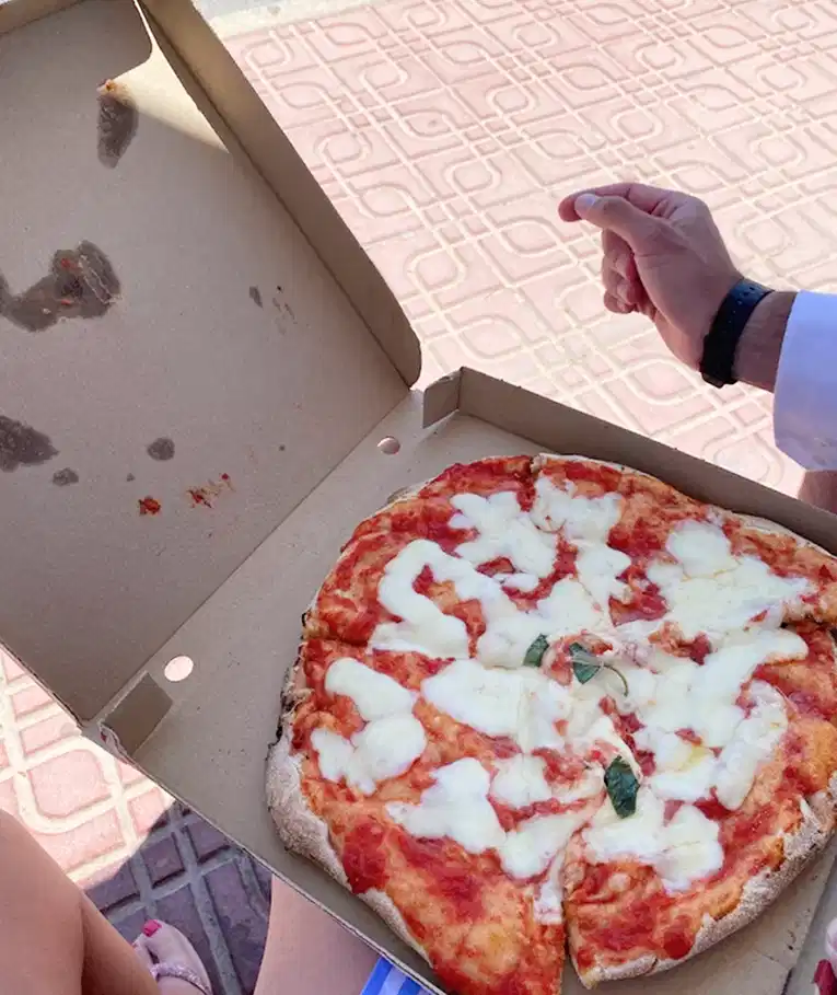 Pizza al aire libre en Ibiza
